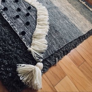 Rug/ Beach spread/chair cover/throw blanket